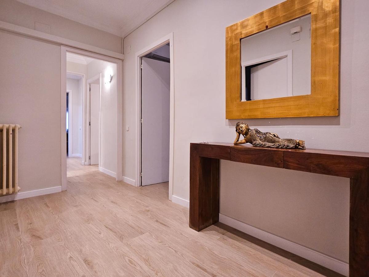 Classbedroom Park Gueell Apartment Barcelona Exteriör bild